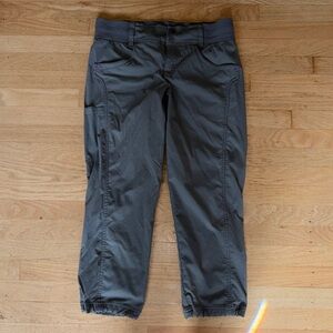 Title Nine Crop Pants size 6 gray hiking camping gorpcore